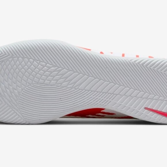 Nike Mercurial Vapor 15 Club - Picture 3 of 8